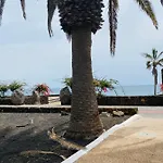 Daire Lc Bastian Marina Costa Teguise