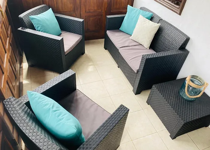 Lc Bastian Marina Costa Teguise